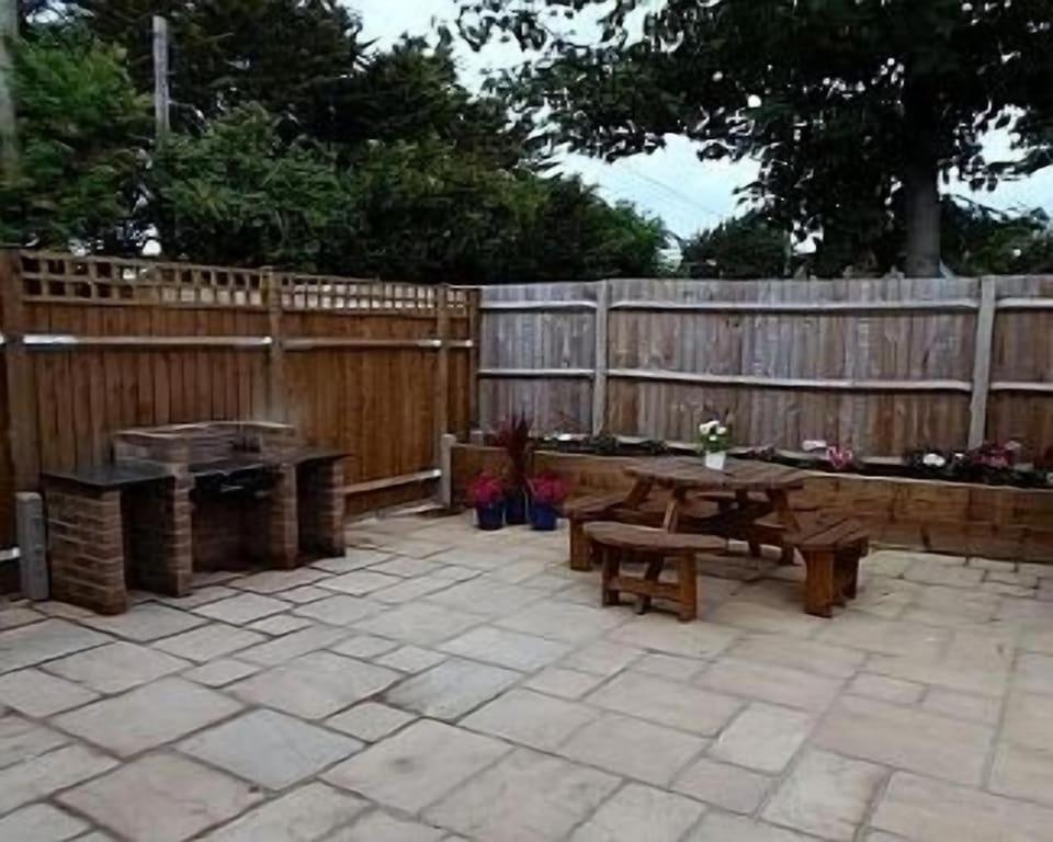 Hunters Retreat Lyminster Exterior foto