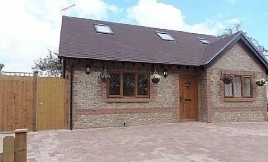 Hunters Retreat Lyminster Exterior foto